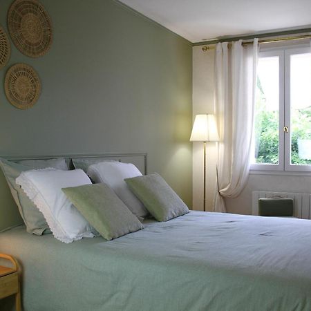 Chambres A La Maison Hermitage Aincourt Екстер'єр фото