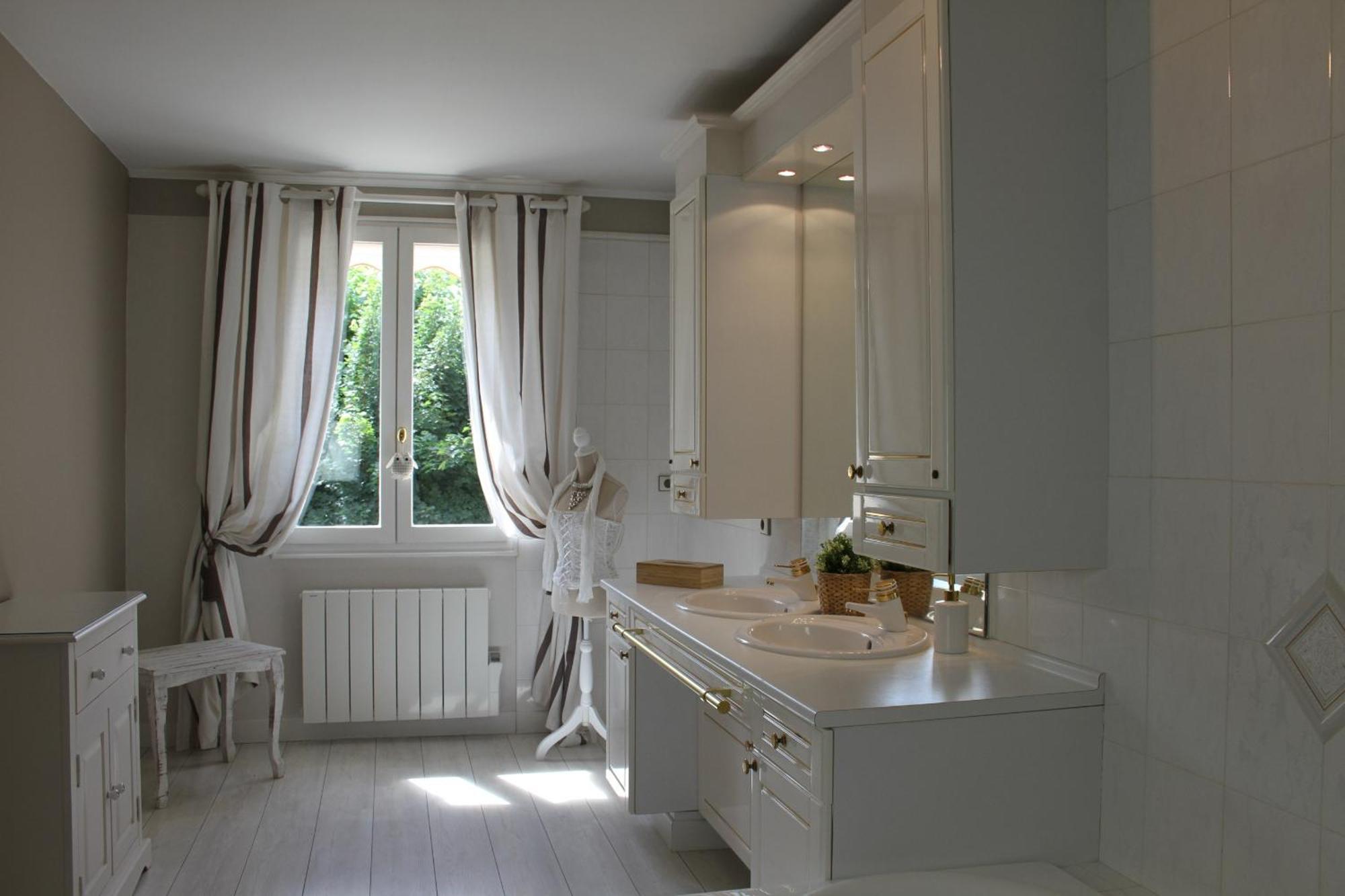 Chambres A La Maison Hermitage Aincourt Екстер'єр фото