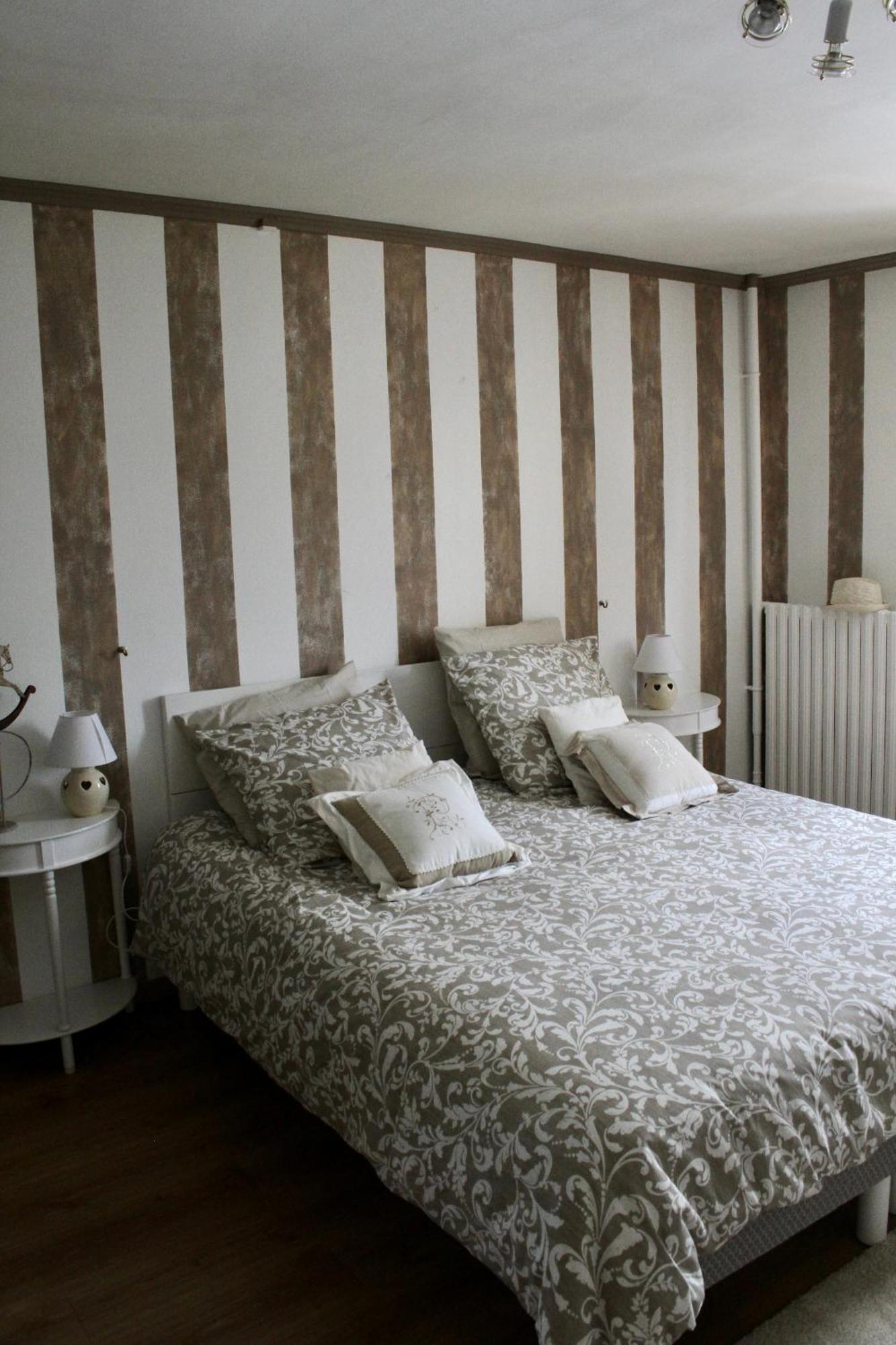 Chambres A La Maison Hermitage Aincourt Екстер'єр фото